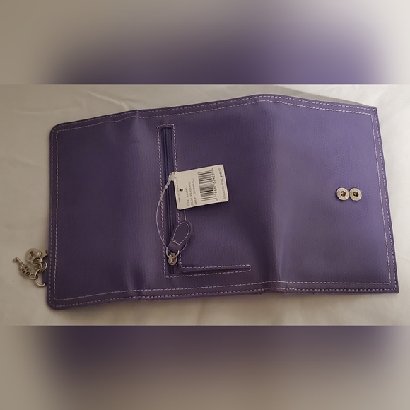 New Liz Claiborne Purple small bifold wallet - Picture 4 of 5